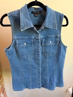 Sanctuary Sleeveless Denim Vest in Medium Blue with stretch fabrication